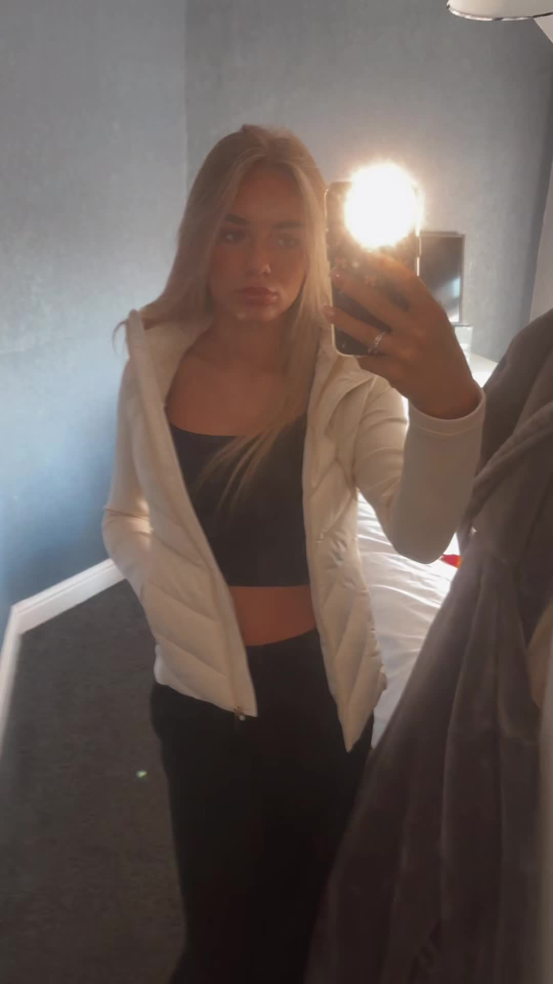 @skyedagless1