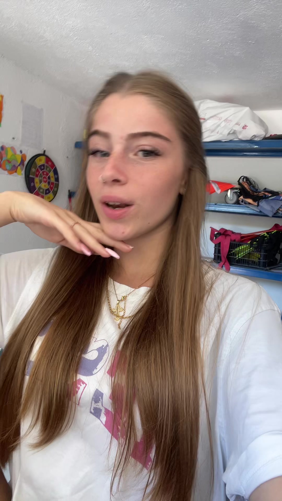 @nikolinaa