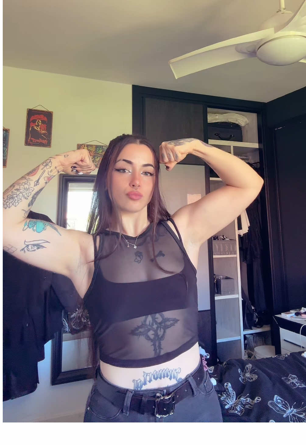 @Sarita🕷️