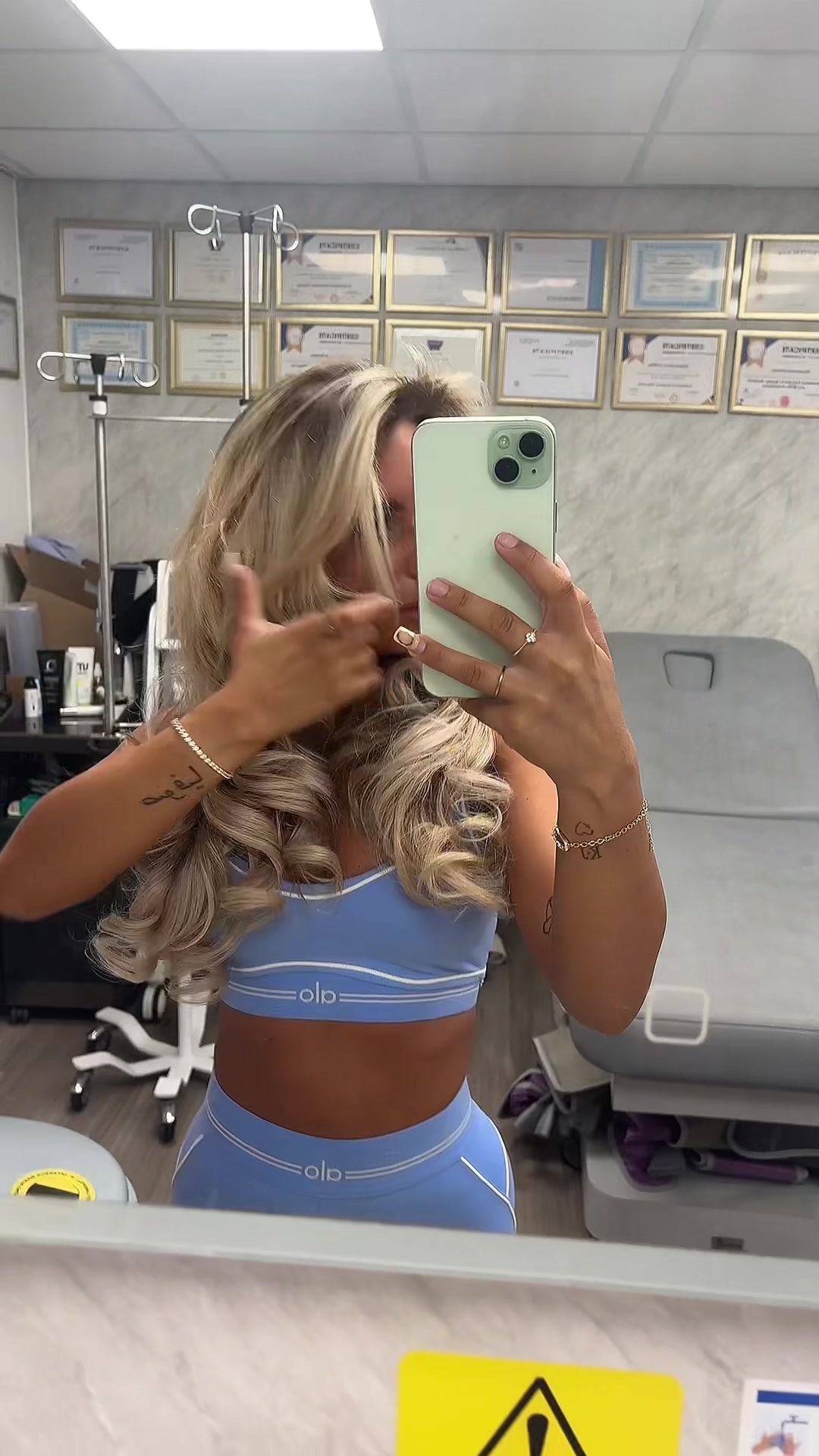 @Ellalawrence02