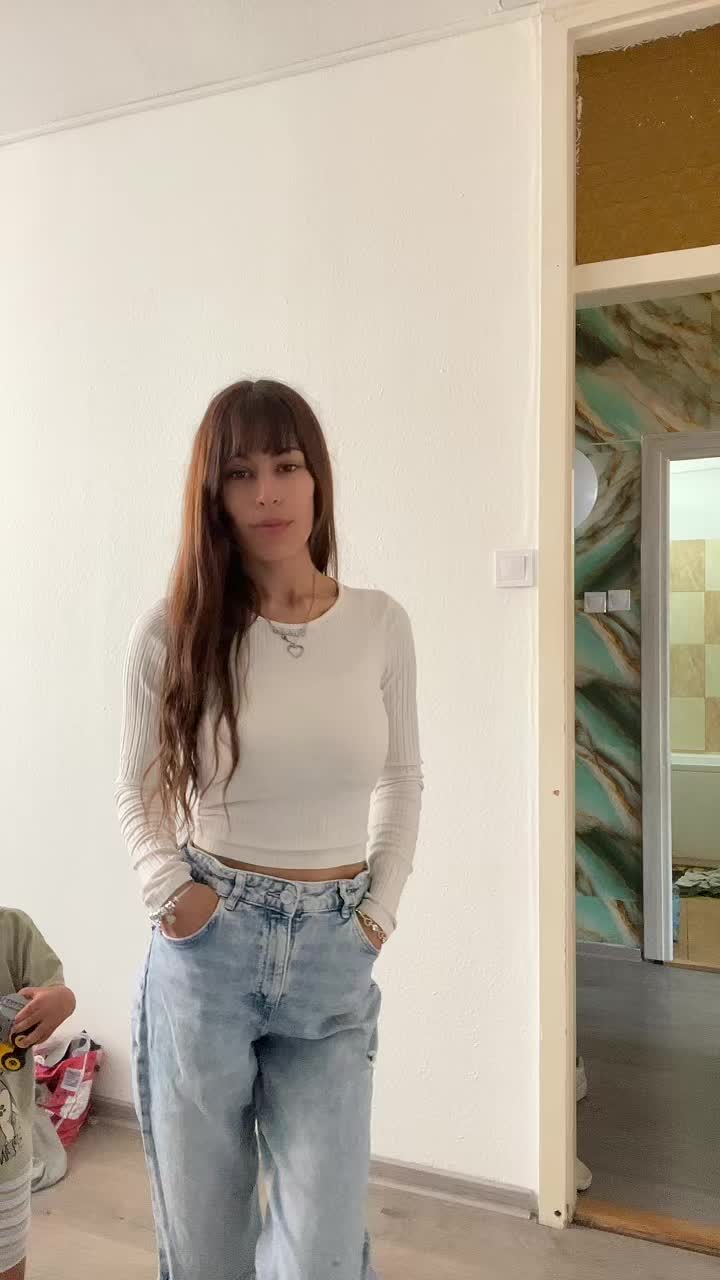 @Valentina