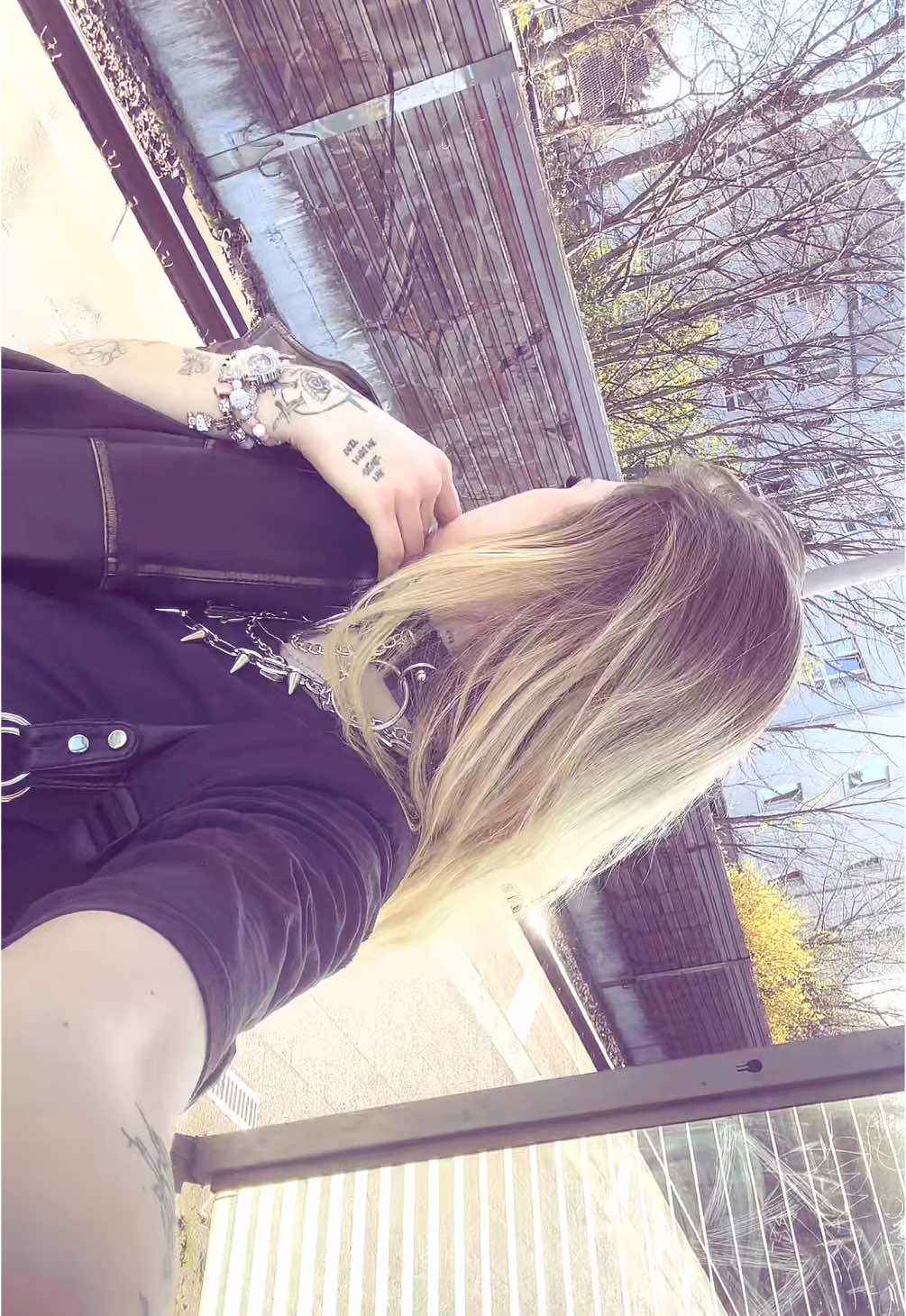 @holly.sm444