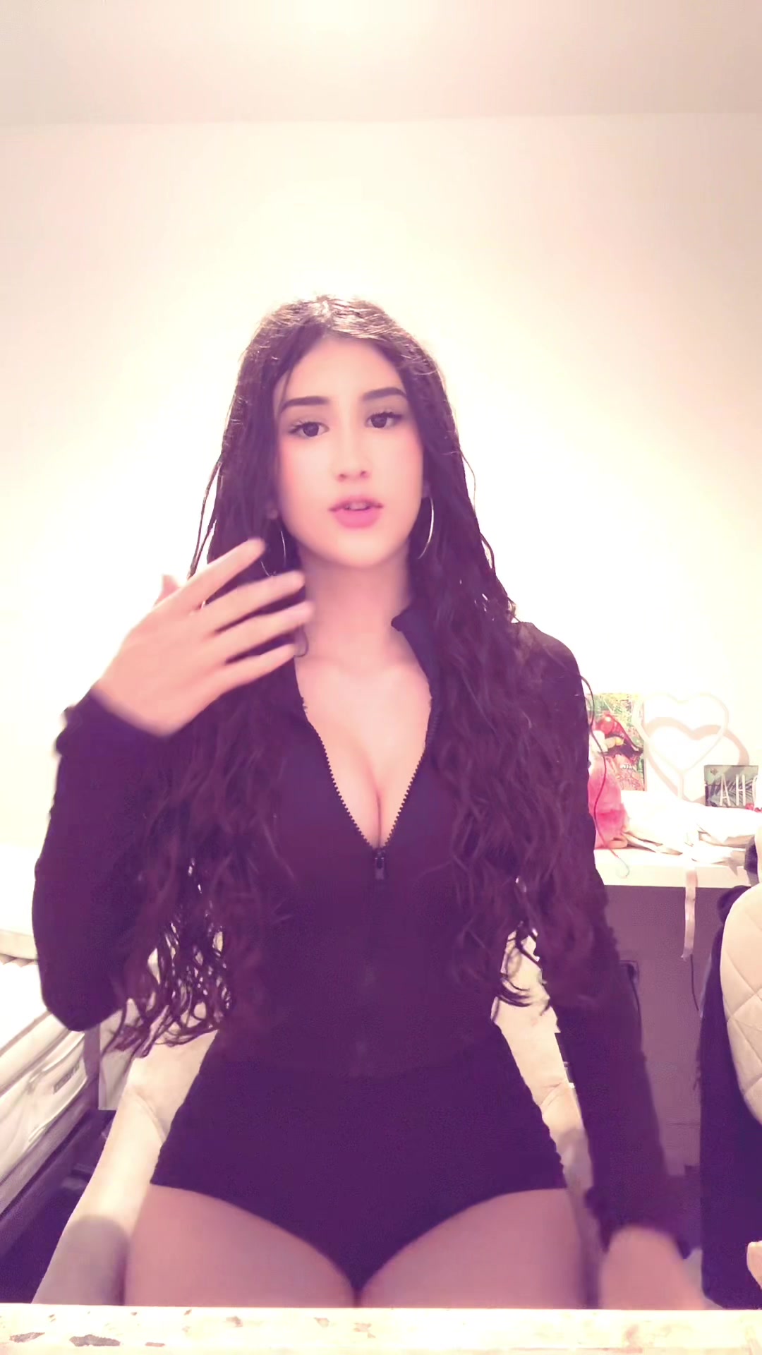 @Eleonor