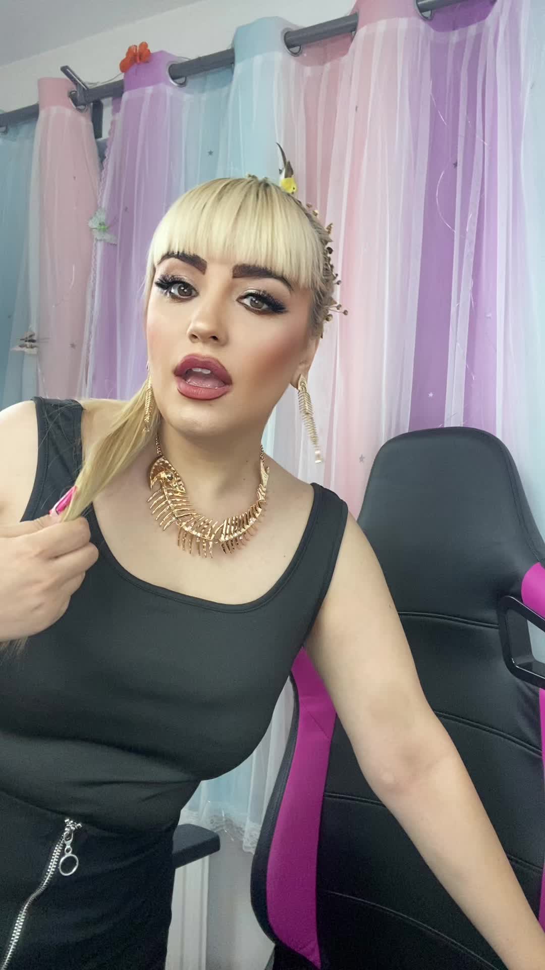 @CrazyWoman