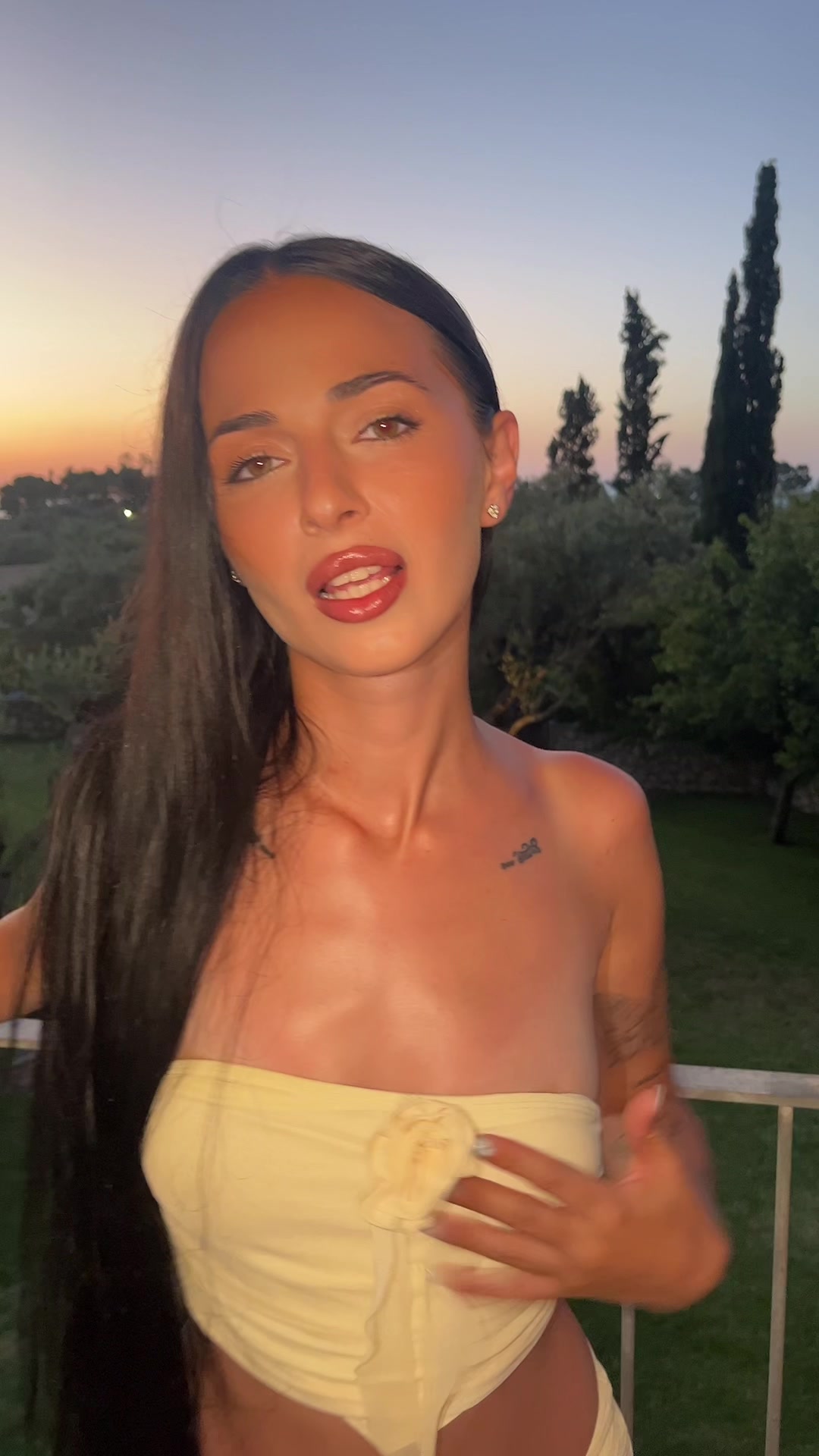 @_darinabo__