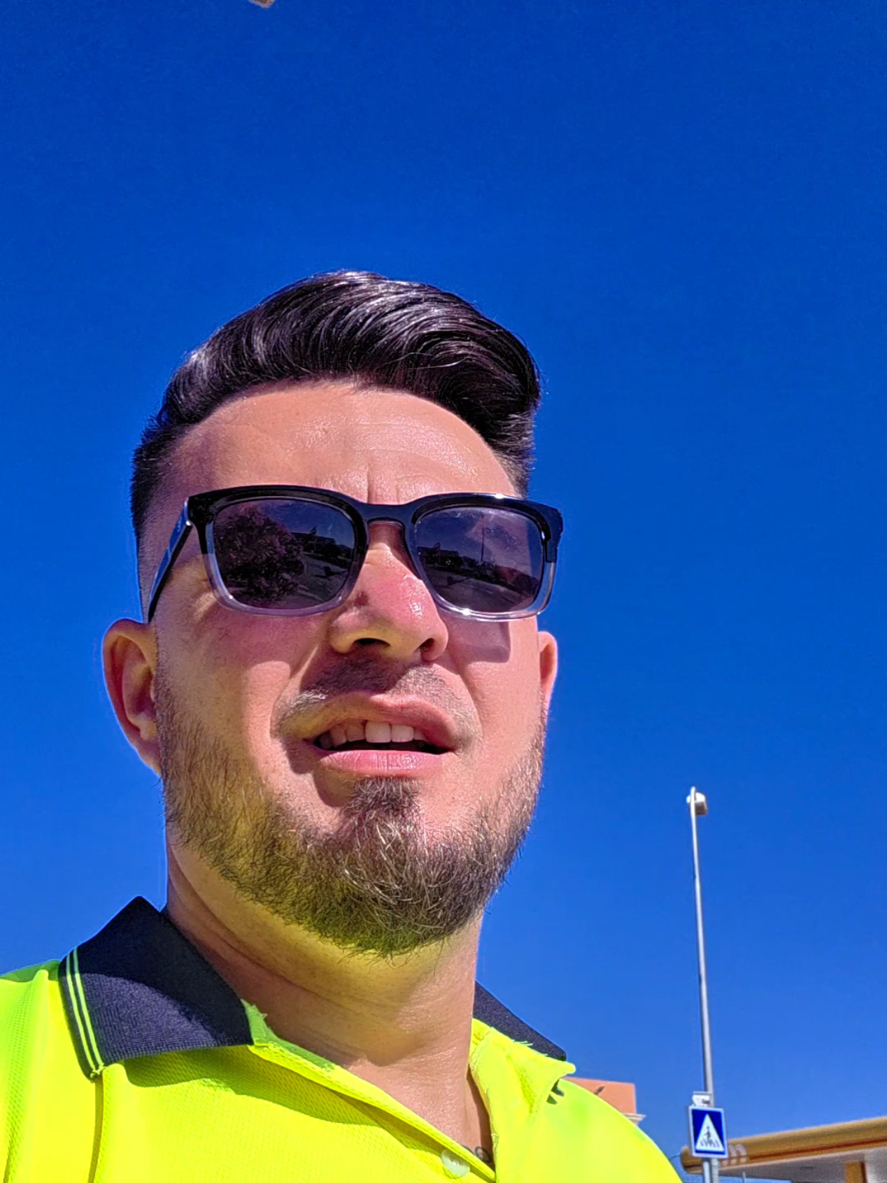 @The Camionero 🇷🇴