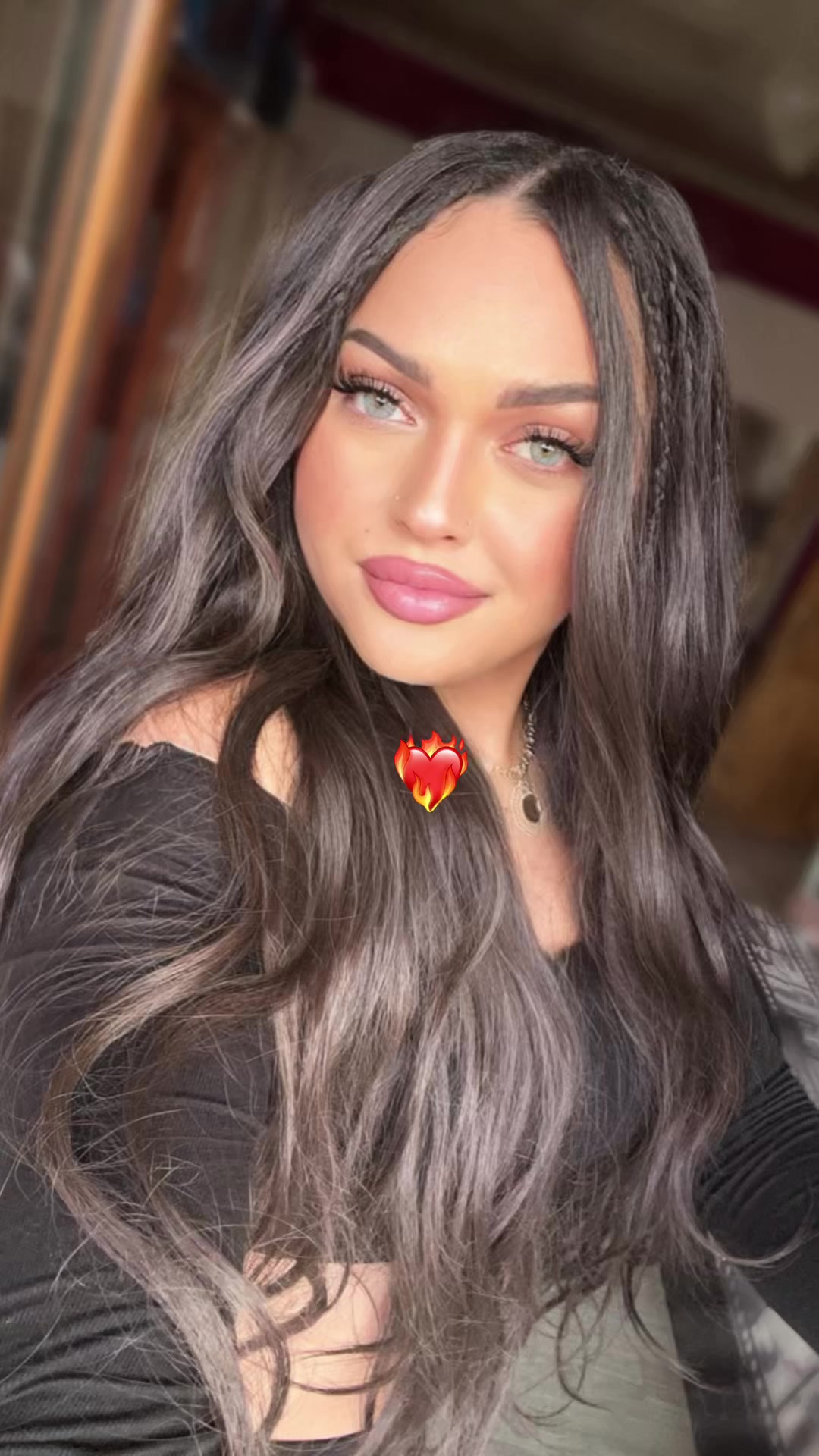 @Nicole🧏🏾♀️