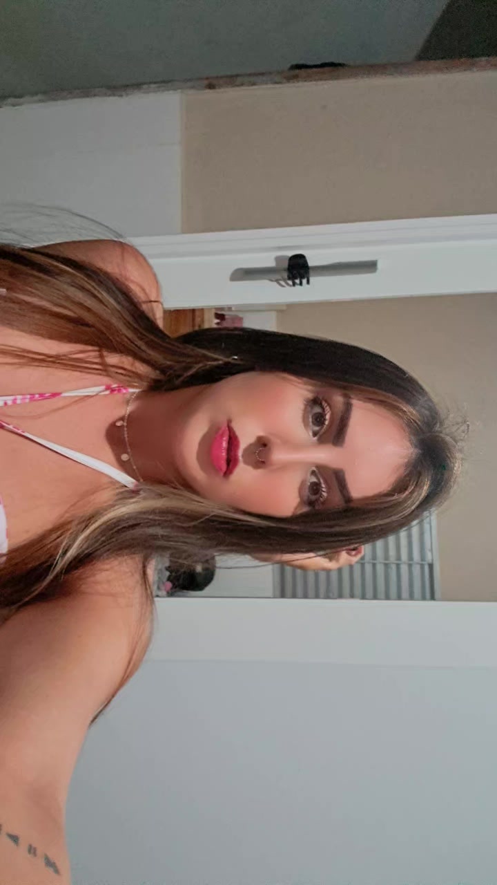 @Deborah Almeida
