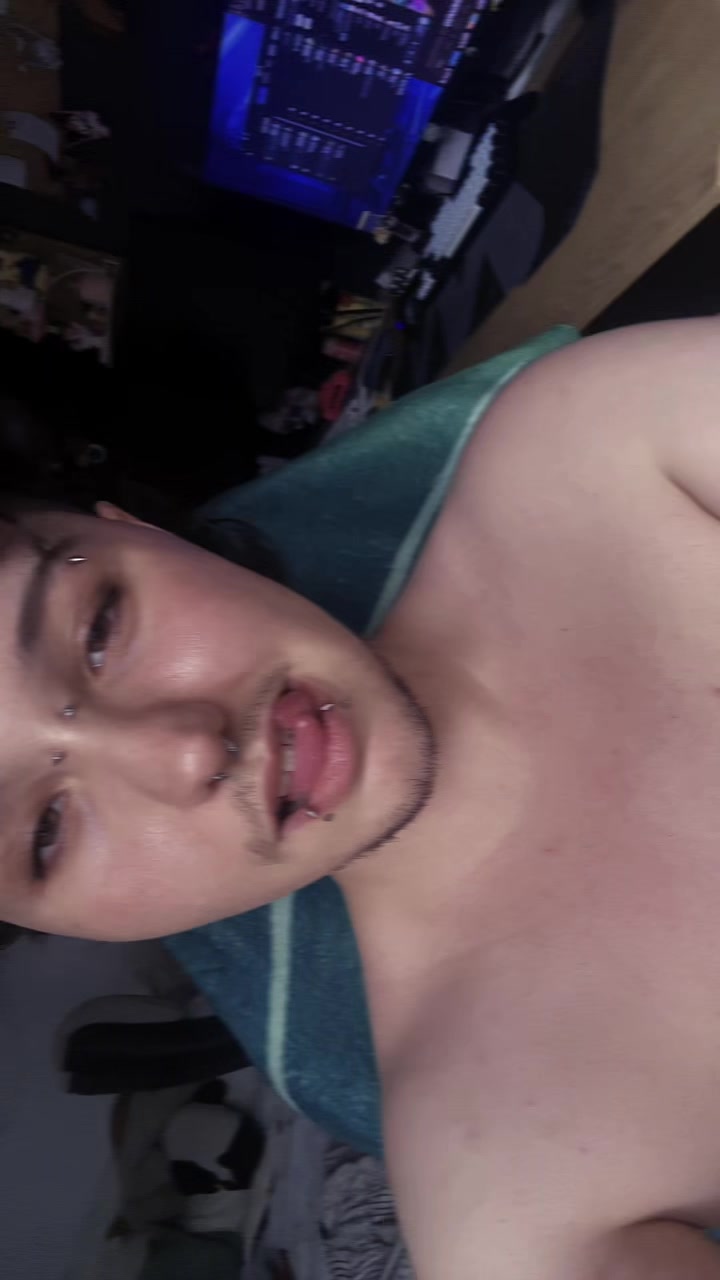 @ᵃ ʳ ᵗ ʰ ᵘ ʳ 🕯️🥐