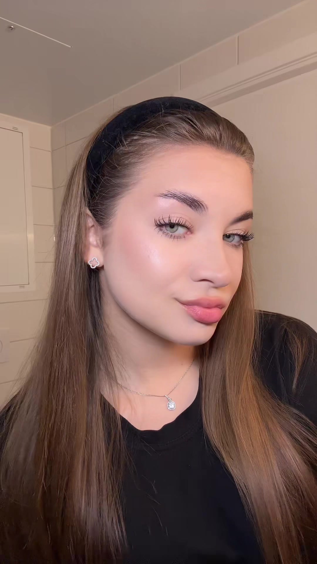 @KAROLINA