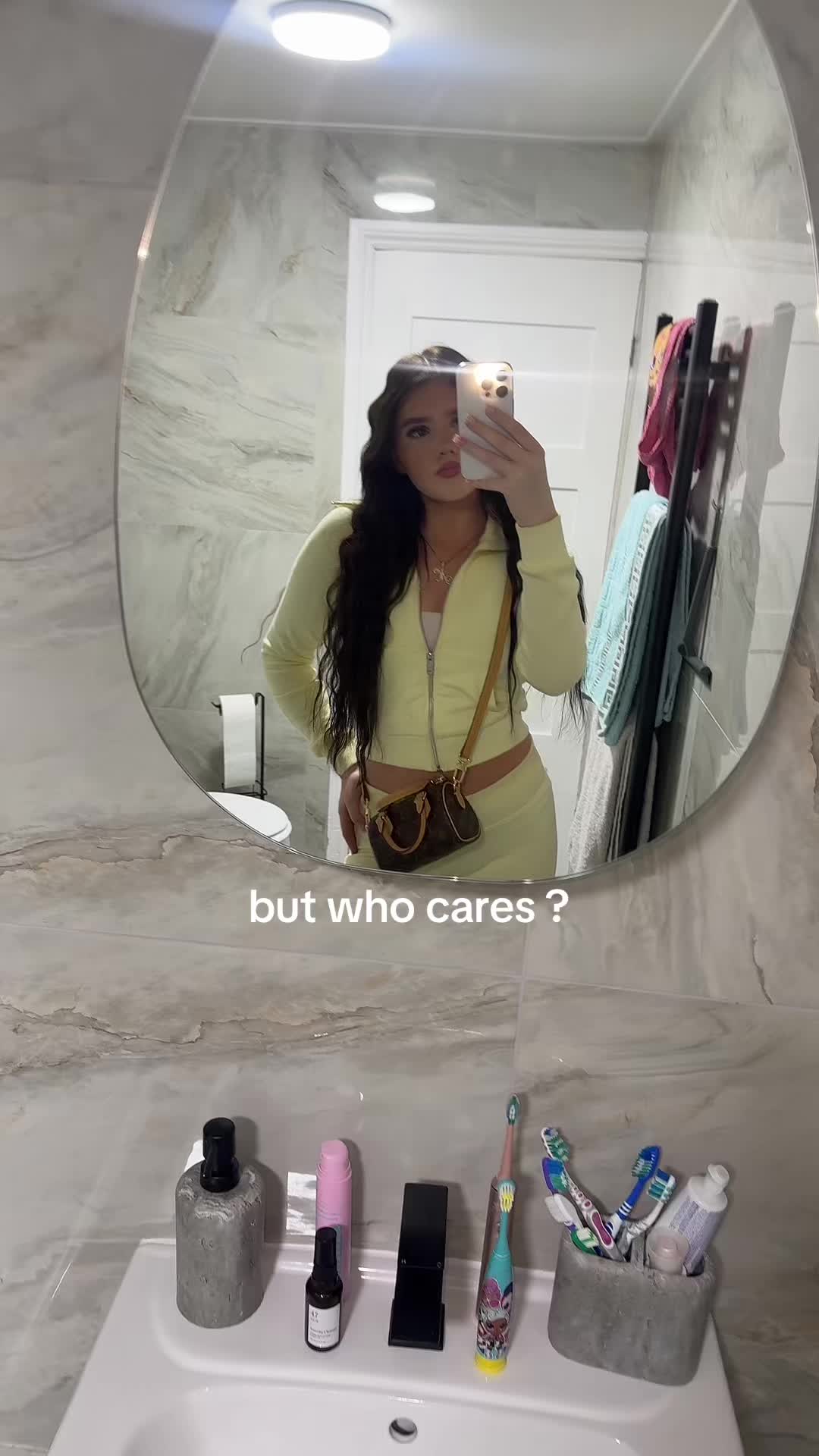 @𝐌𝐢𝐥𝐥𝐢𝐞 𝐇𝐚𝐫𝐭𝐥𝐞𝐲