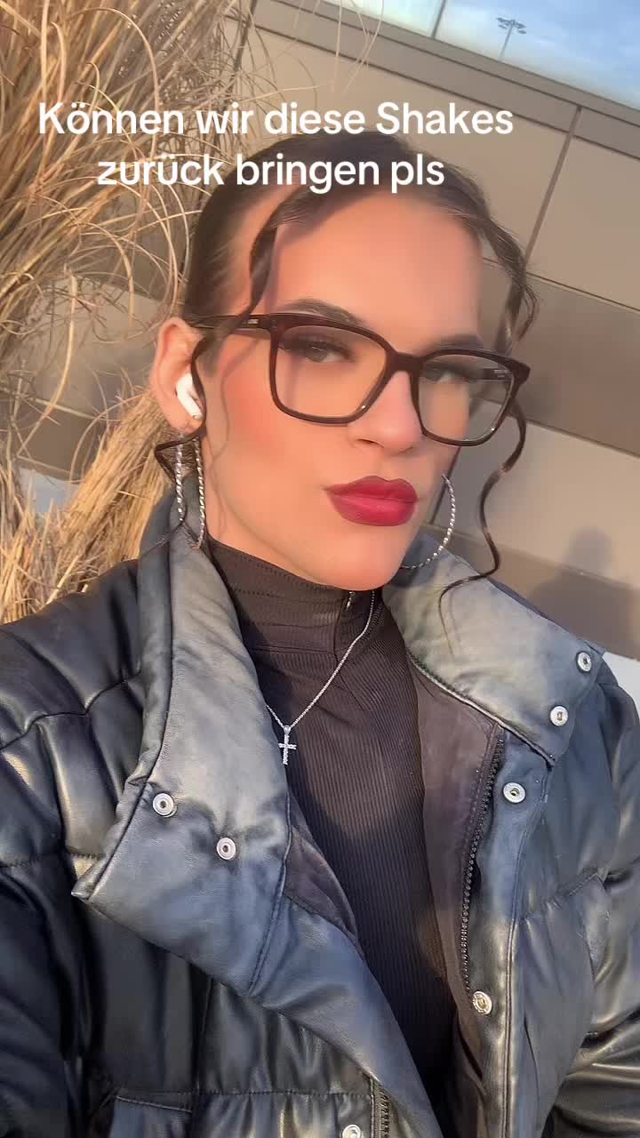 @Angi😎