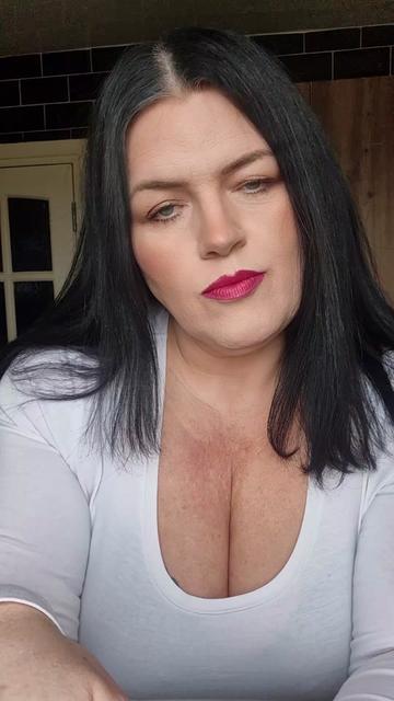 @Juicy_julietxx