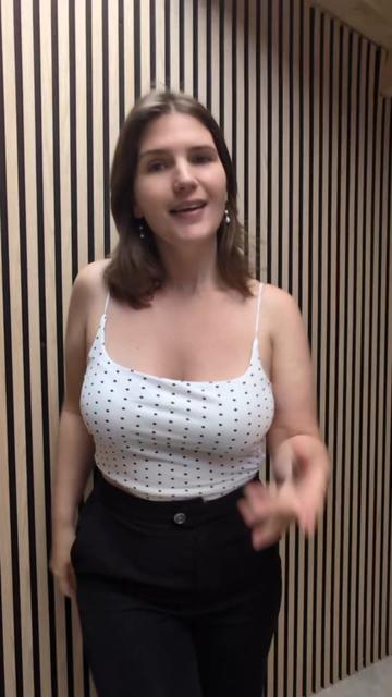 @justme-elena