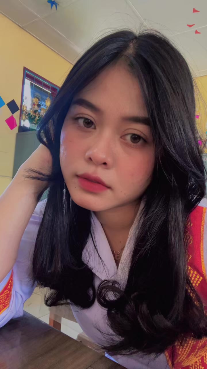 @Ella eriya br Tarigan