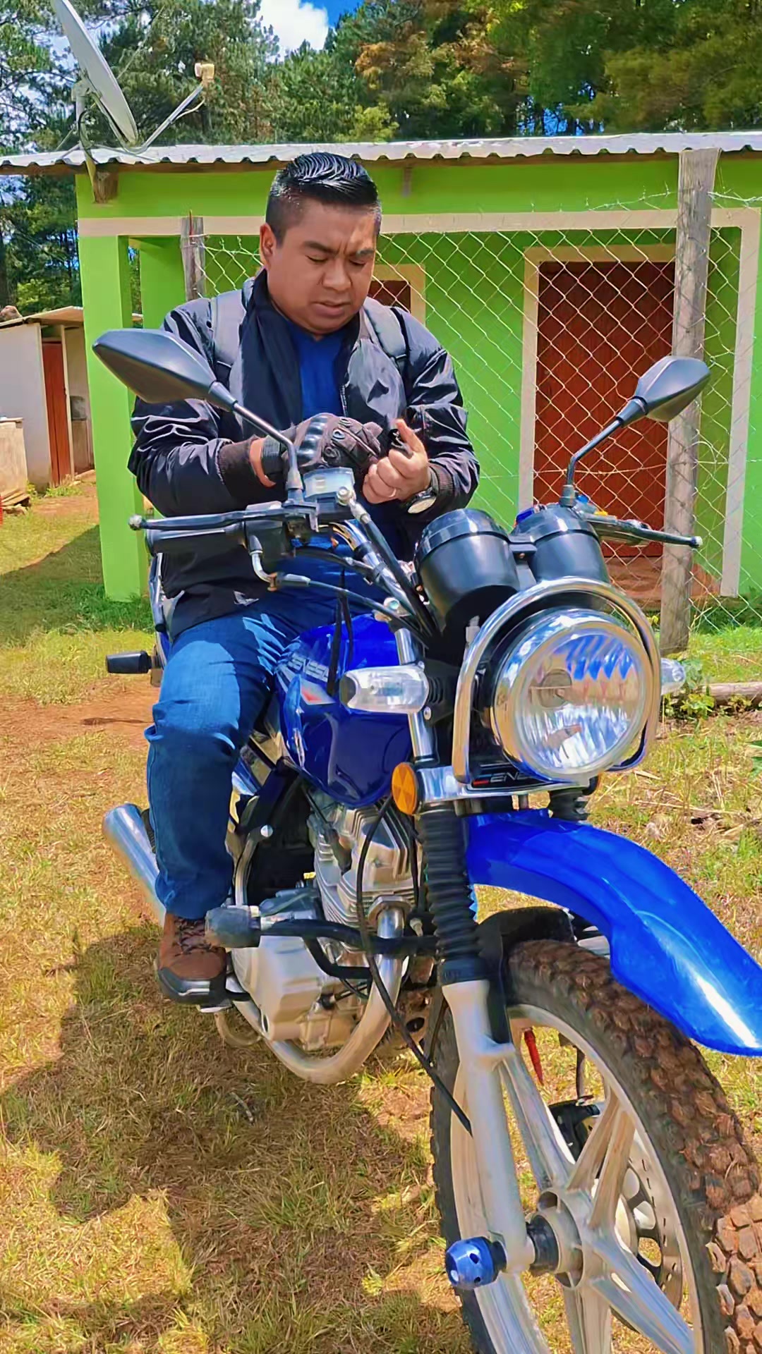@Tato López