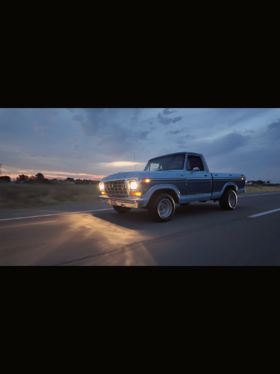 @79twotonehotrod