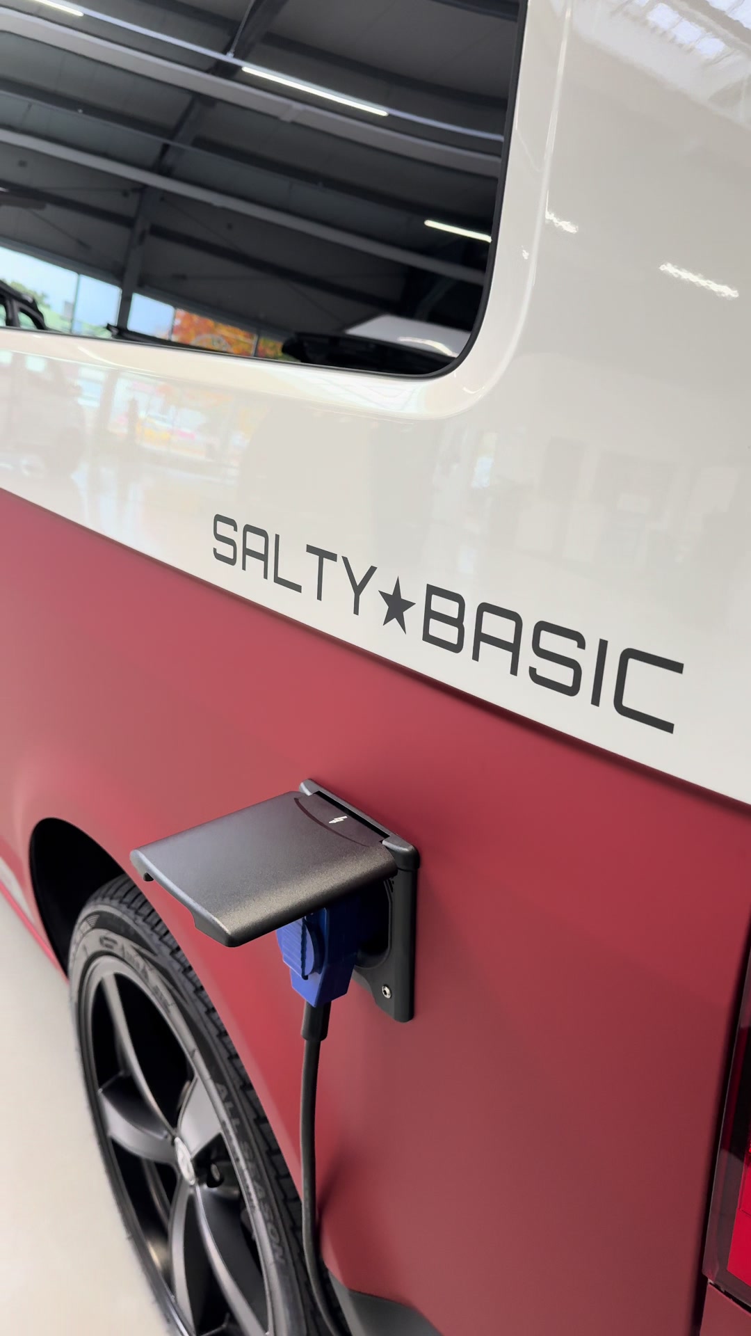 @saltybluecamper