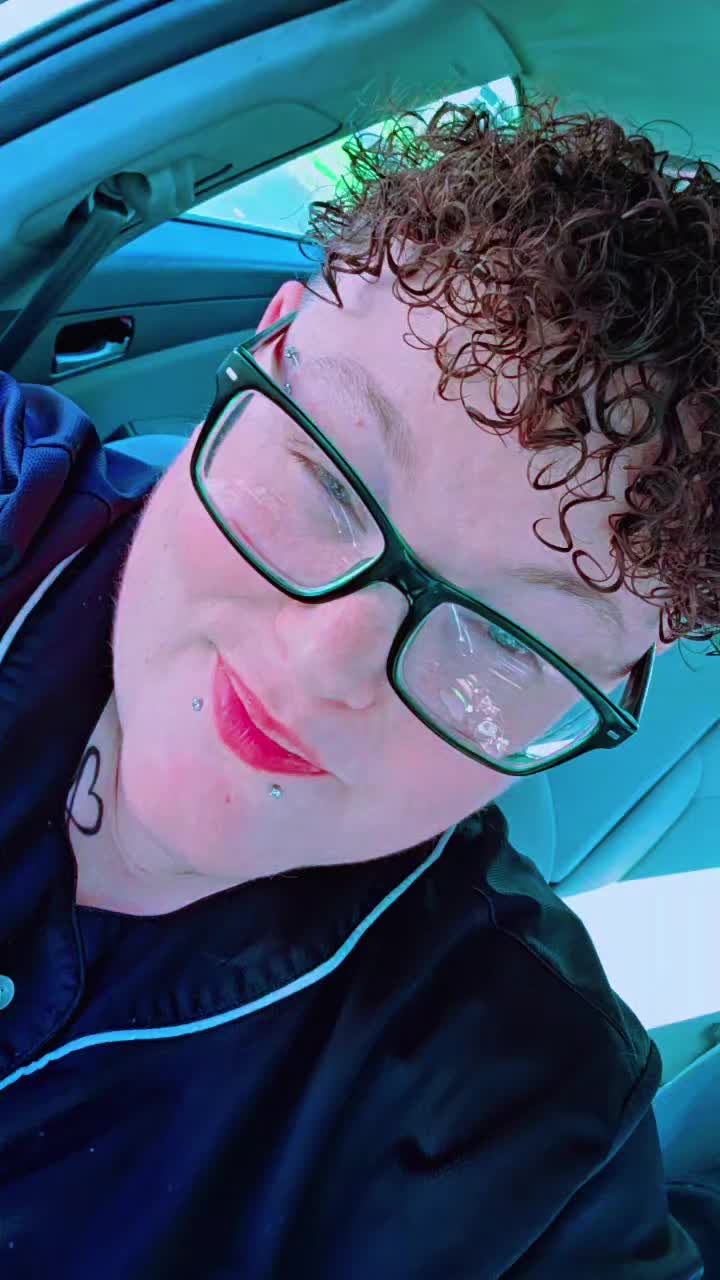 @KingSteph👑🤙🌈