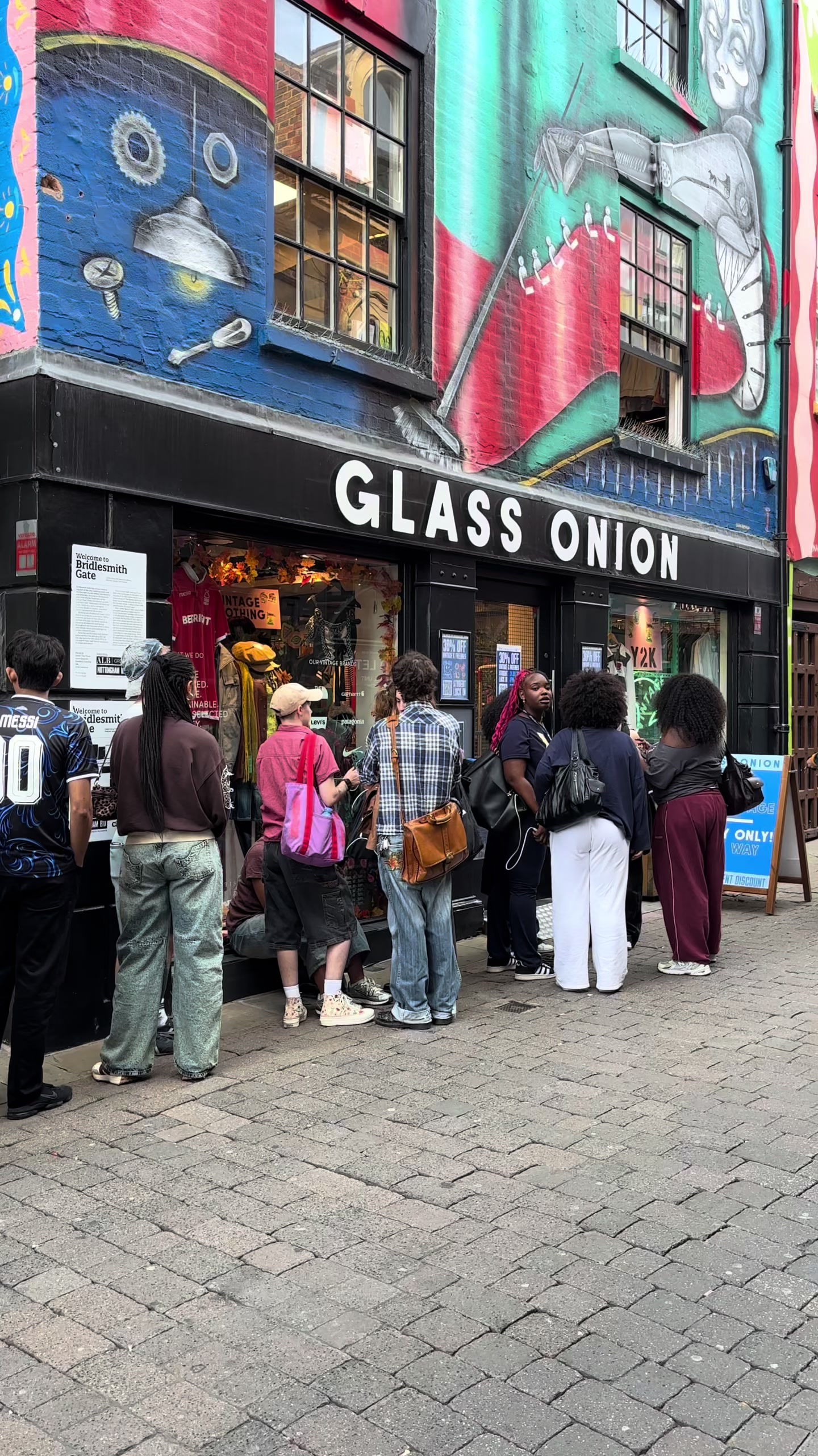 @Glass Onion Vintage