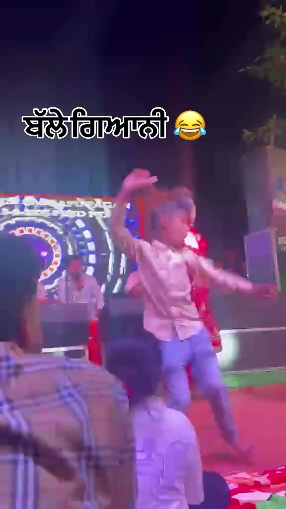 @Yeh Kali Kali ankhe 👀