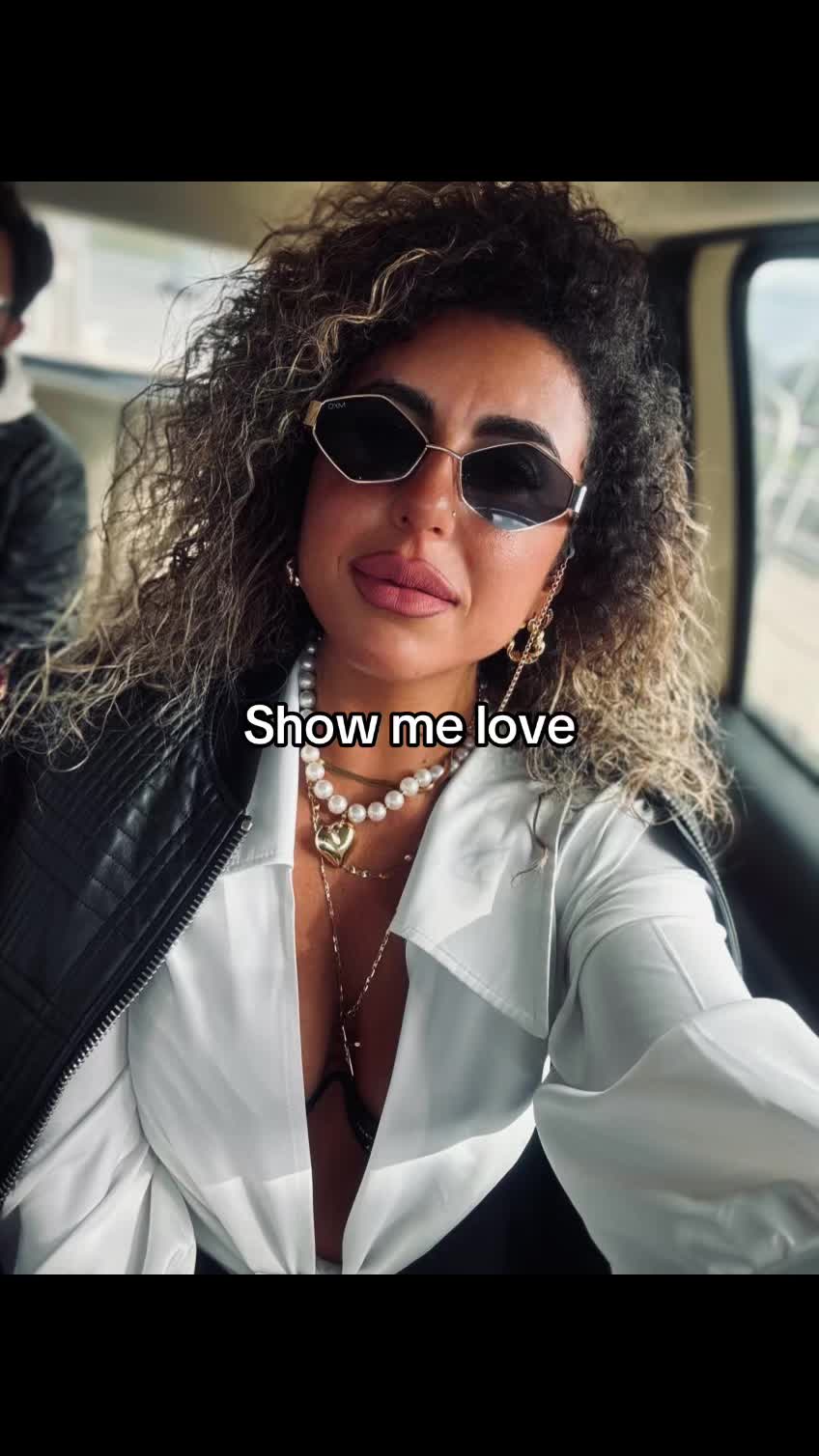 @AntonellaV_e🌹