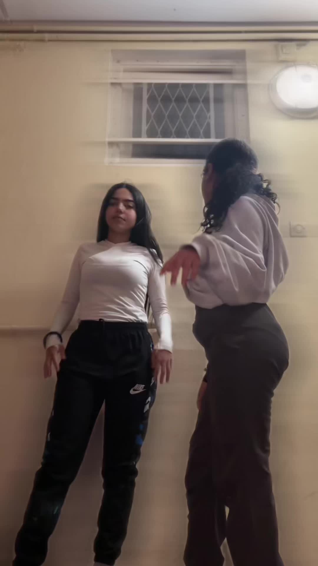 @🪷