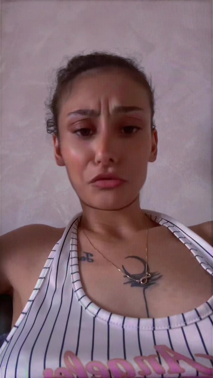 @AnaMaria18