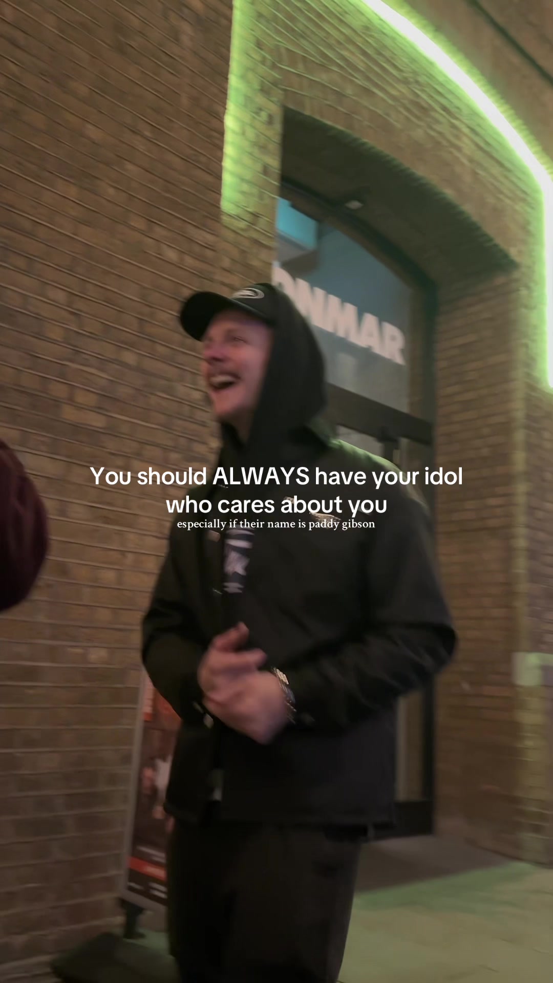 @Bé