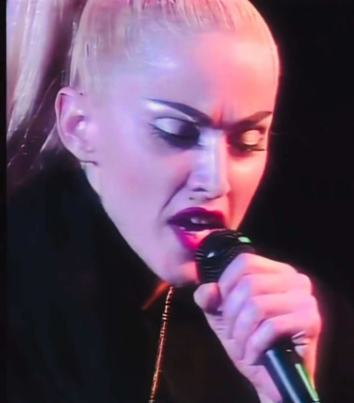 @QueenOfPopVault