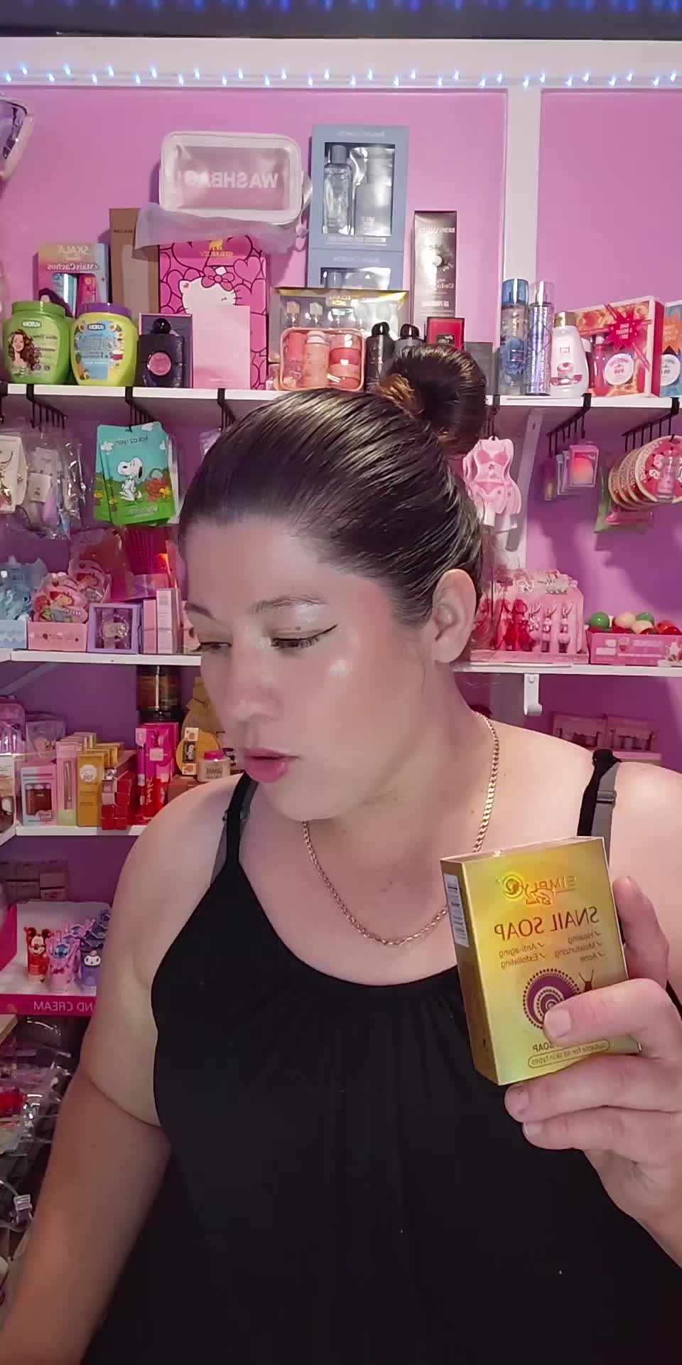 @Kiticosmetics