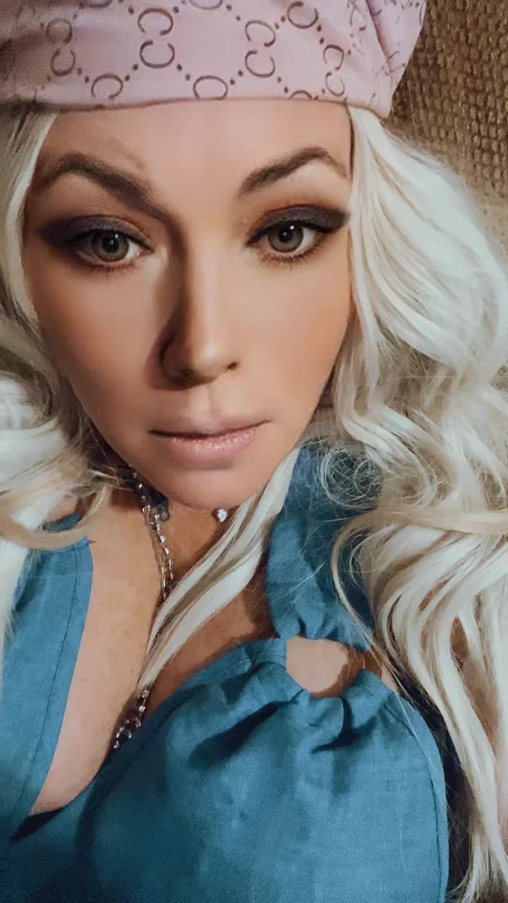 @funloving_blonde