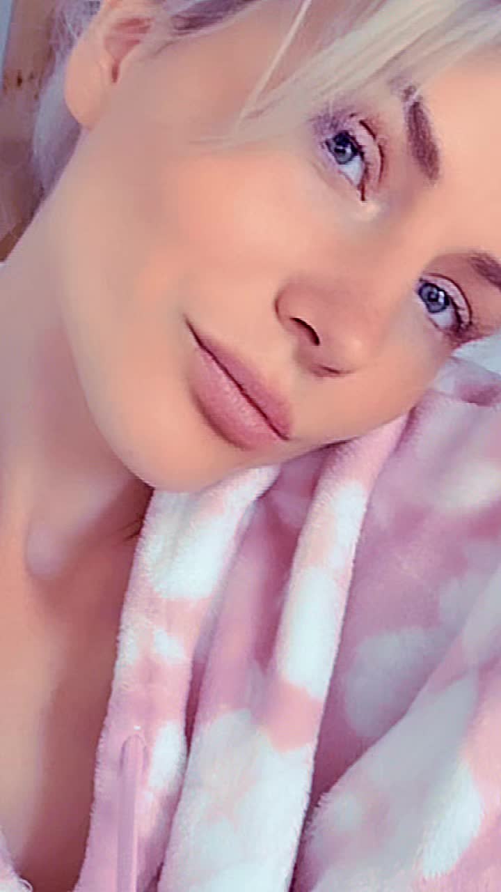 @Лена