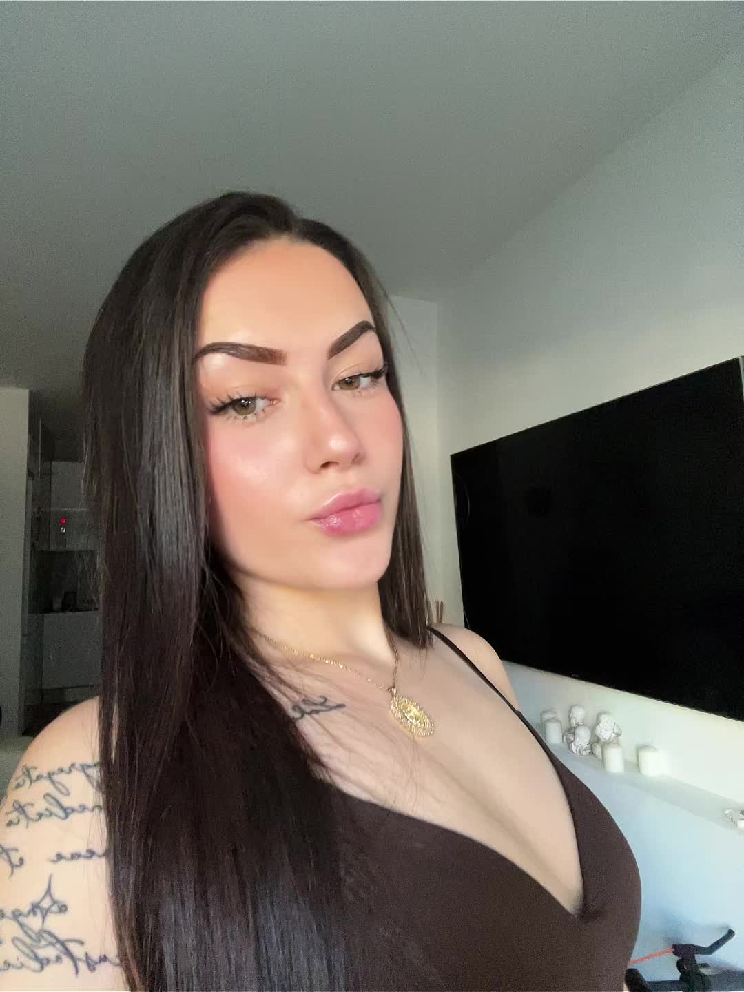 @Carlota