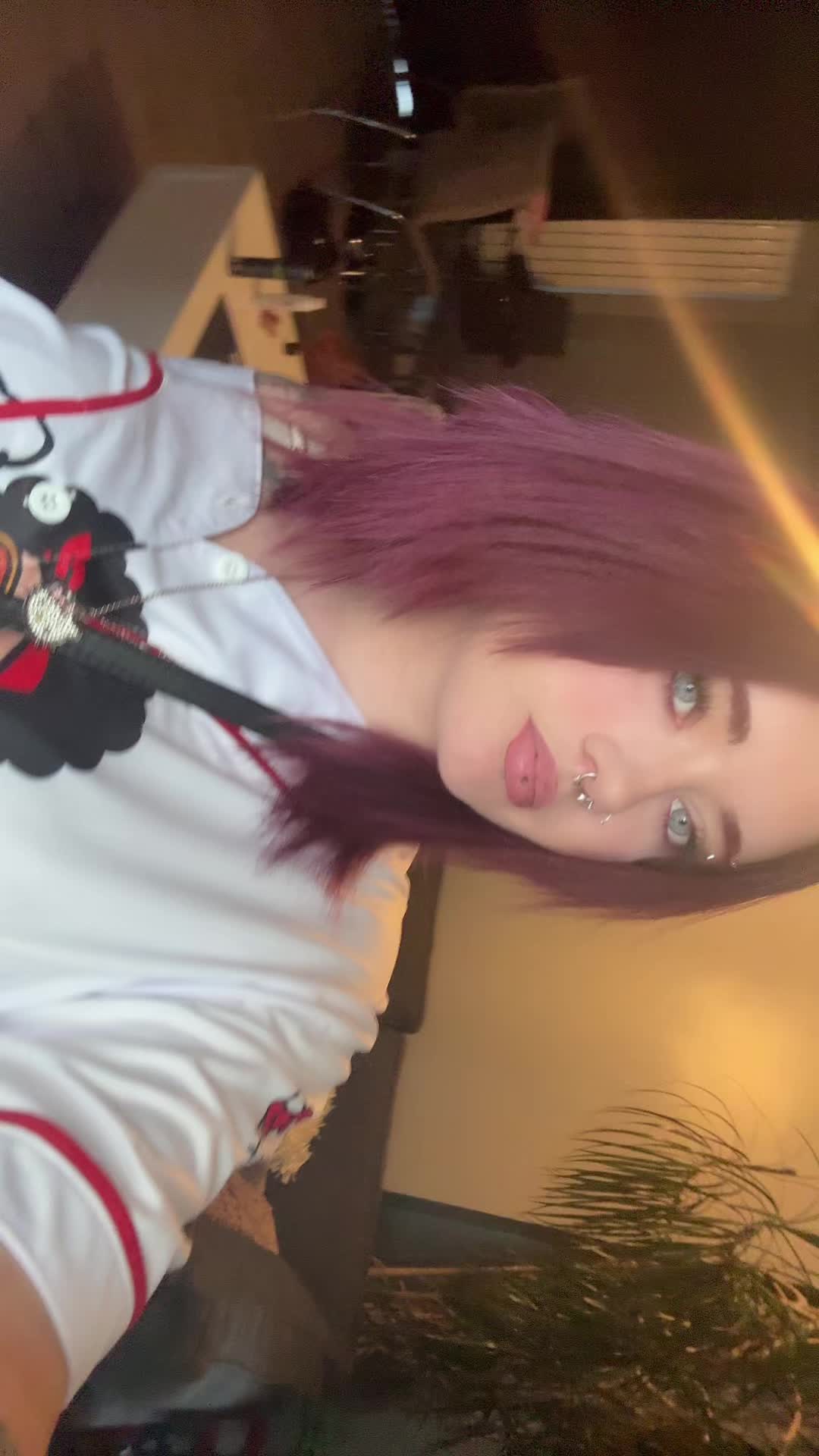 @️