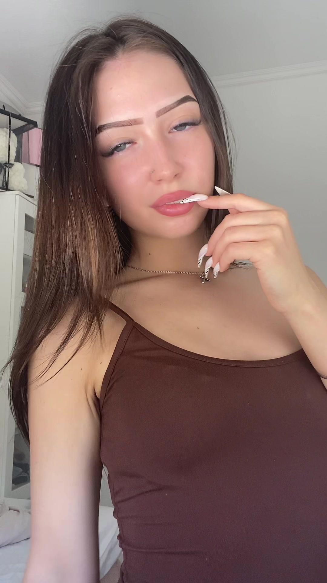@👸🏼