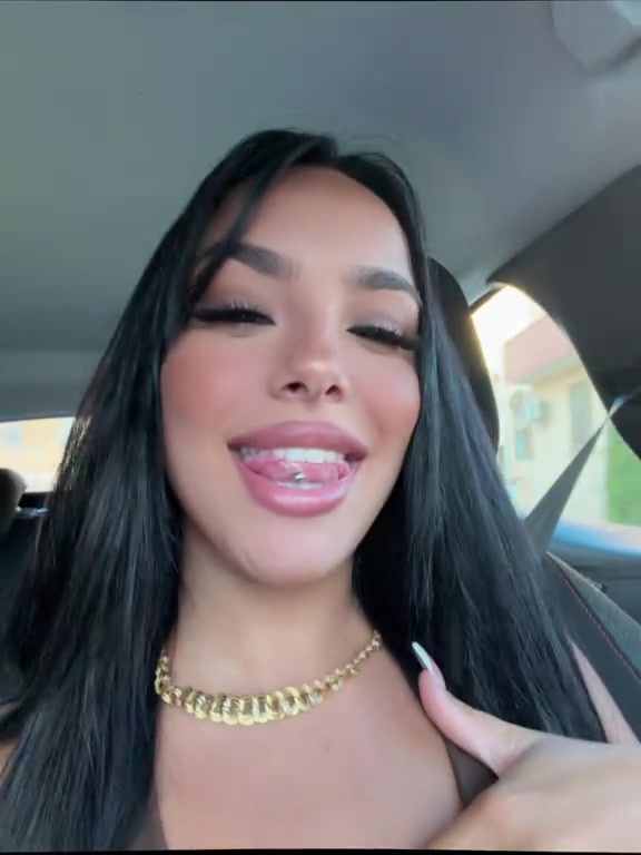 @feffelina