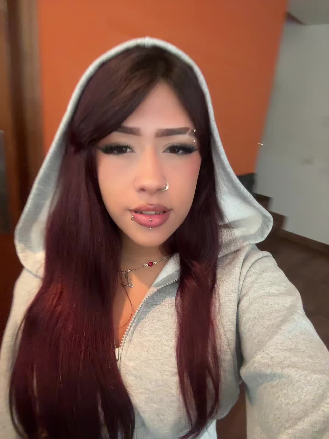 @𝑳ꨄ