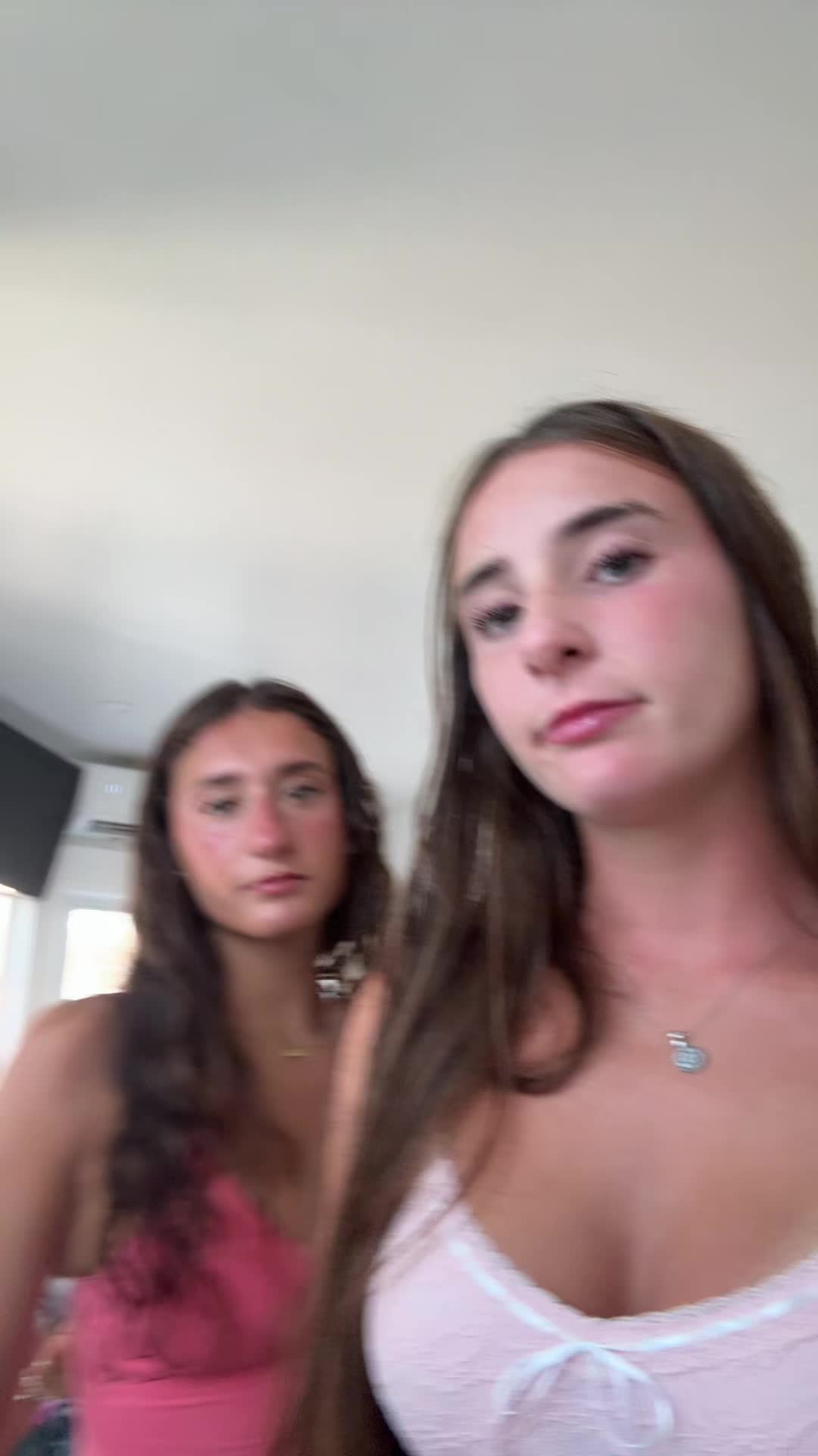@sara