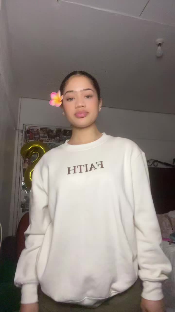 @Julia Fotu