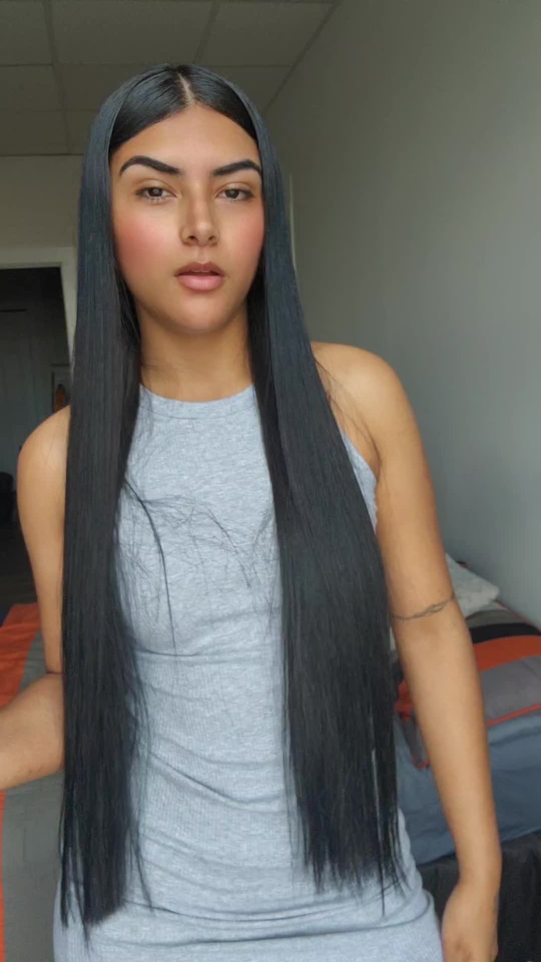 @oficial.yuliana