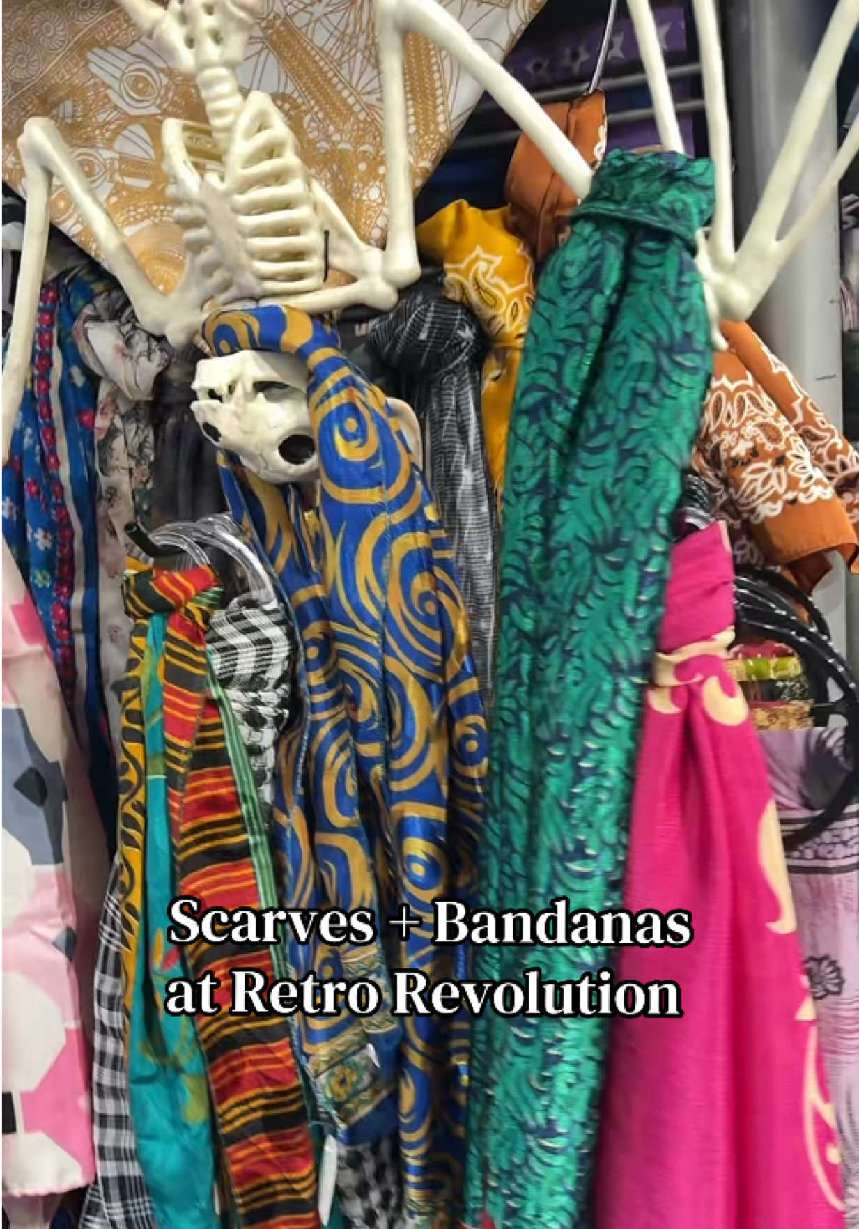 @Retro Revolution