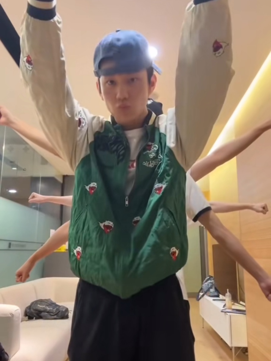@hyunlix_forever_stay