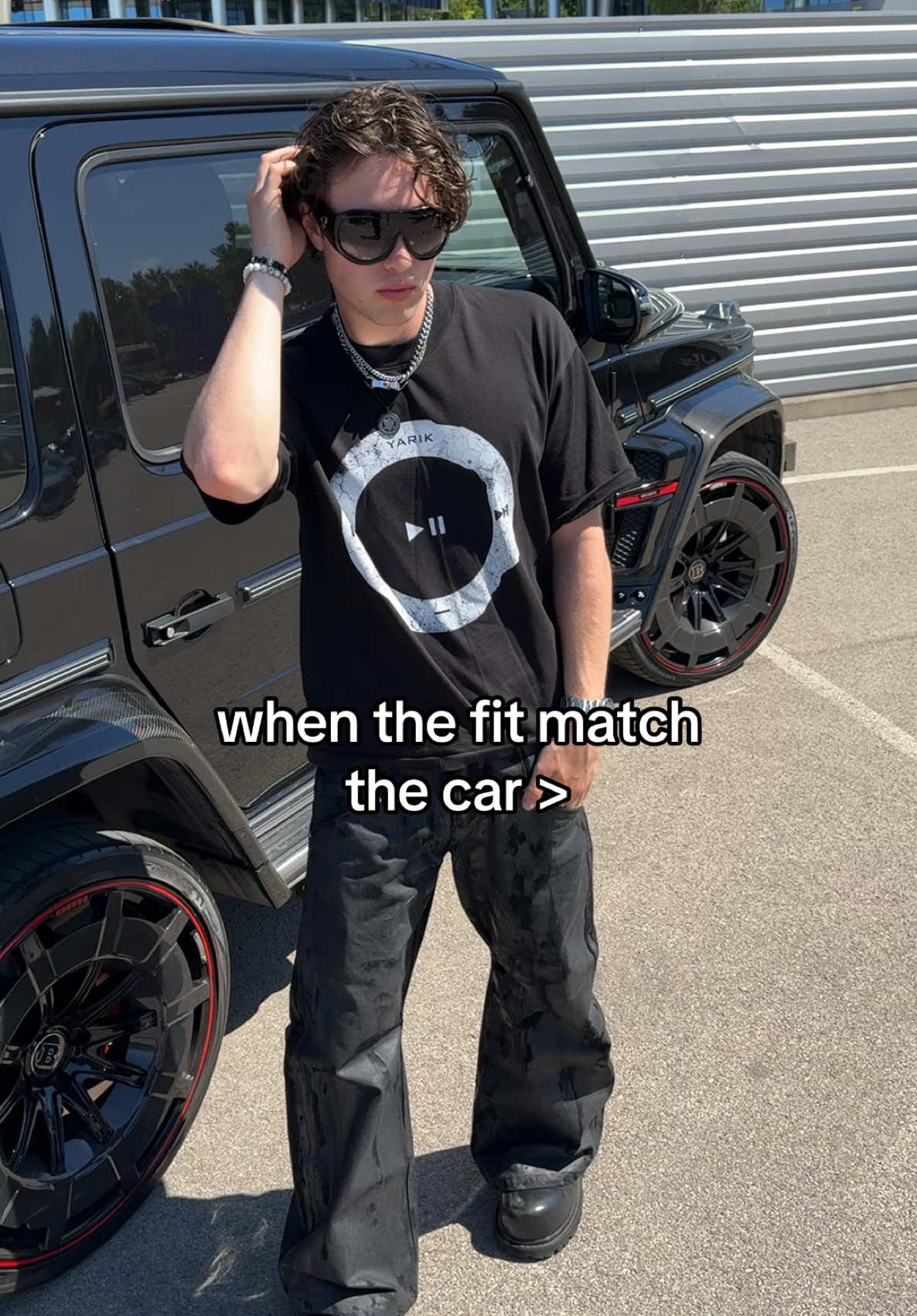 @YARIK