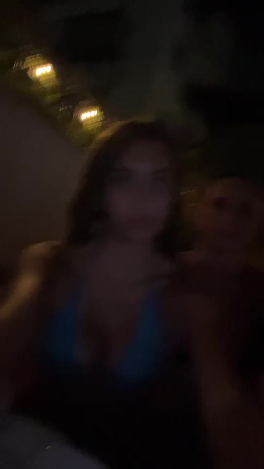 @chlo