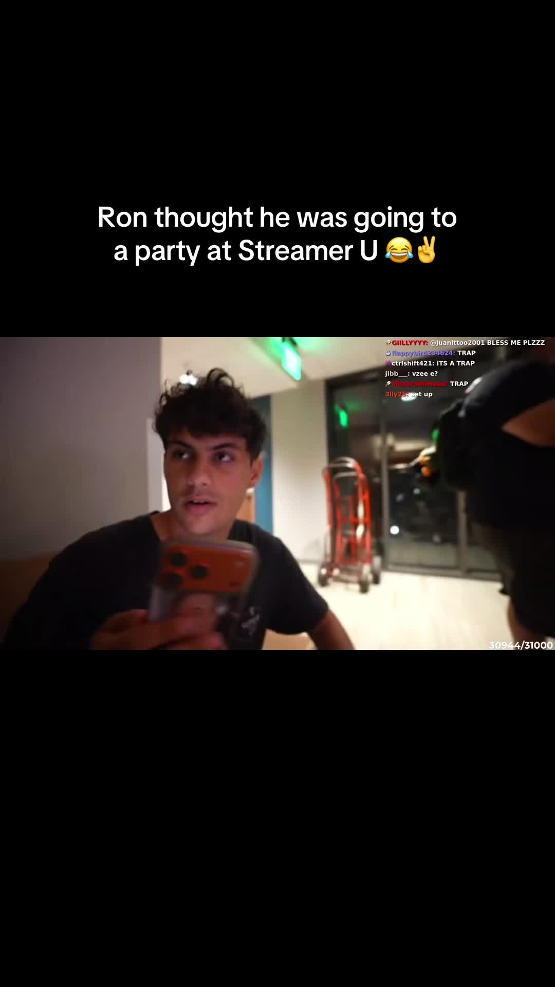 @Beezinthechat