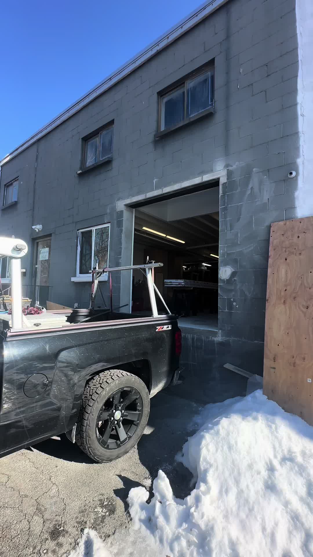 @Bella Overhead Doors LLC