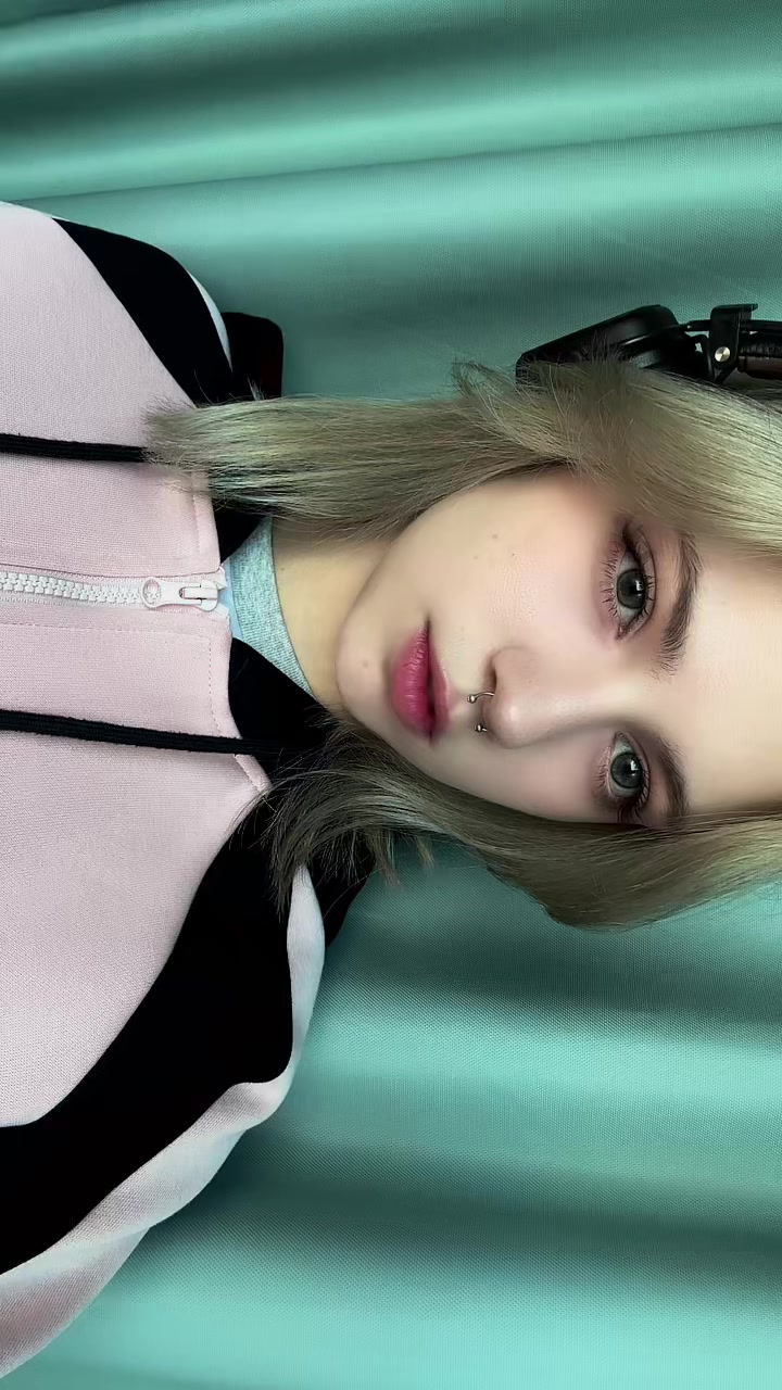 @алисончик🤍