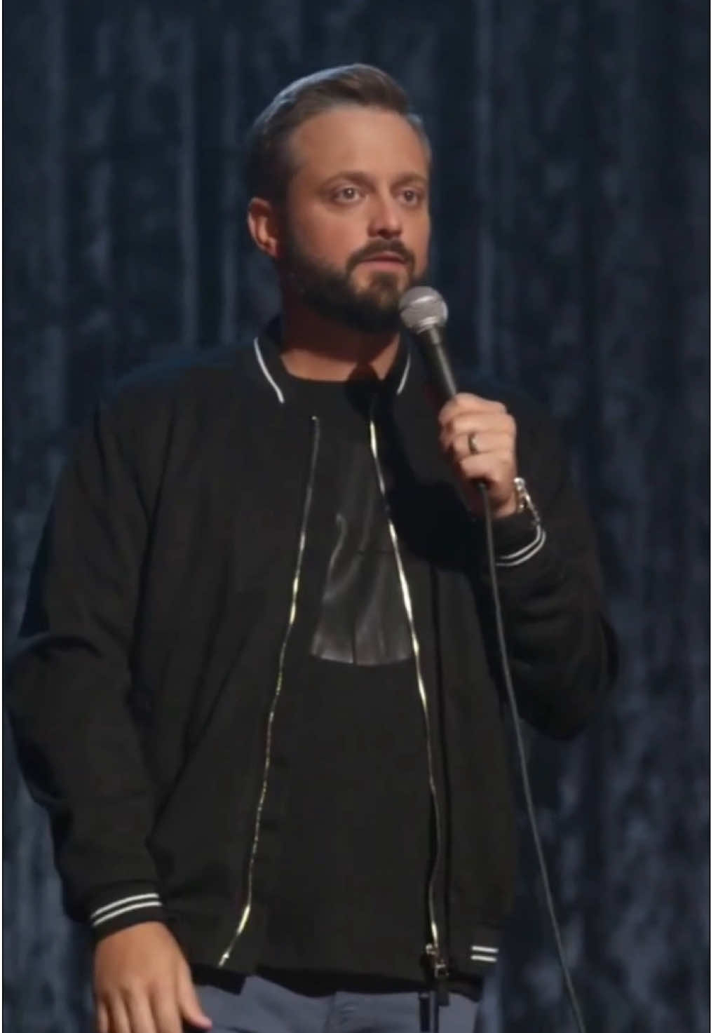 @Nate Bargatze