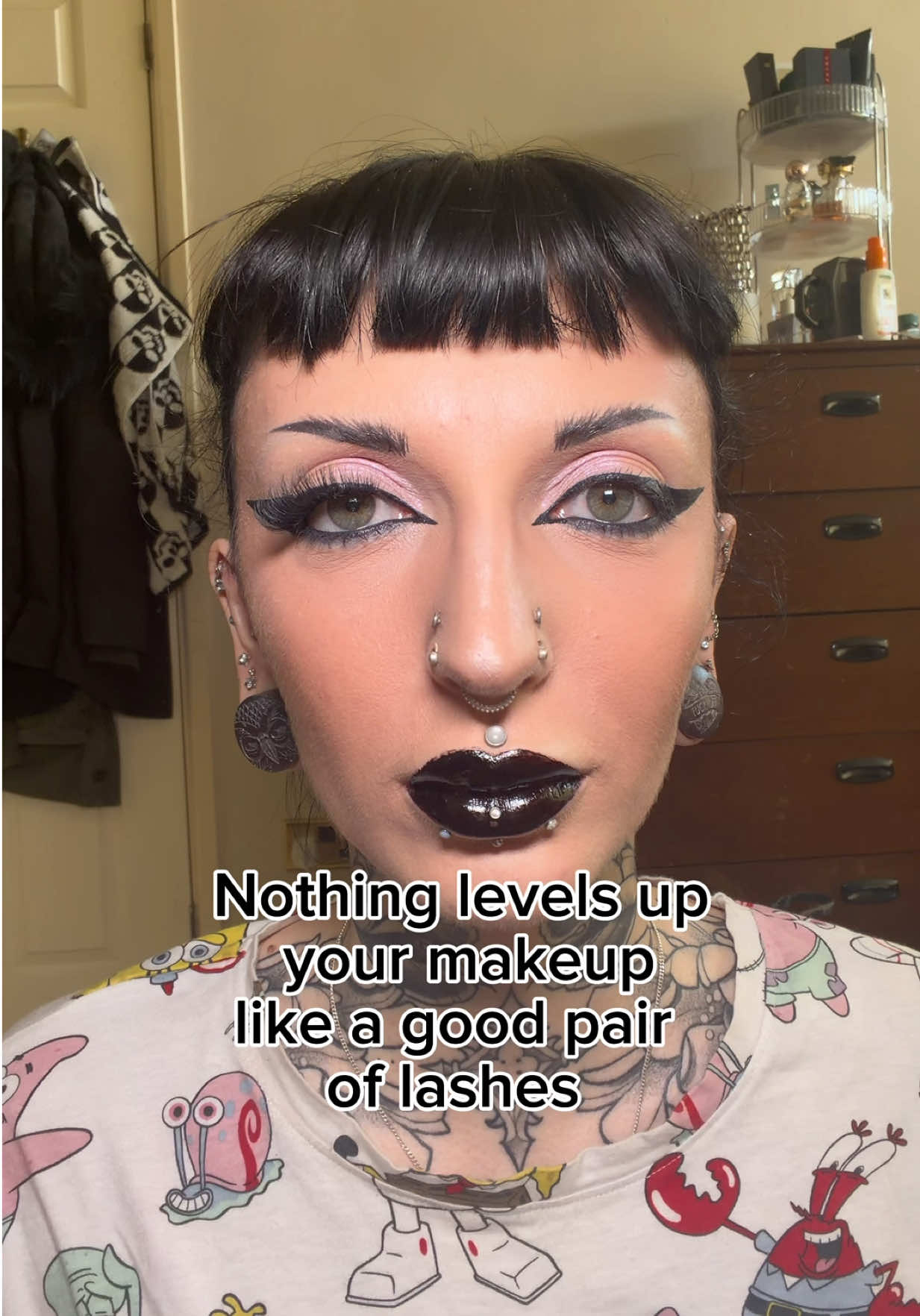 @𝕮𝖍𝖑𝖔𝖊 🖤